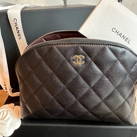 FULL SET - CHANEL Black Caviar Quilted Zipped Cosmetic Case - Picture 8 of 13